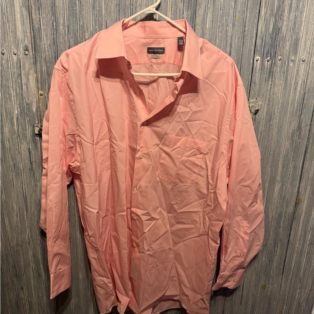 NWT - Regular Fit 17 - 17 1/2 Van Heusen Salmon Colored Dress Shirt